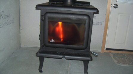 Thanksgiving eve wood stove burning 002.JPG