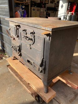 antique-wood-cook-stove-with-oven-alaska-1-21-washington-wks-everett-wash-img2.jpg