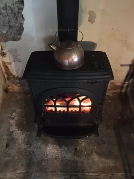 Stove2.jpeg Stove2.jpeg