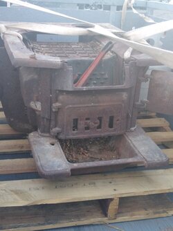 Very rear coal stove with oven
