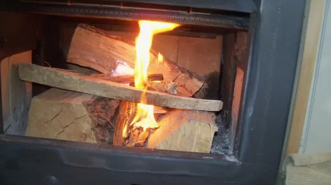[Hearth.com] Wood stove lighting once again