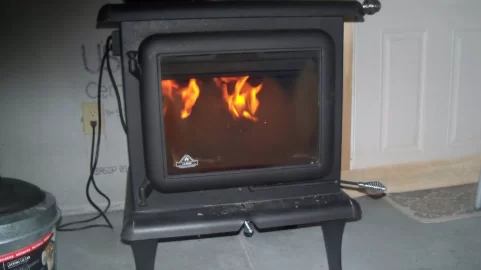 [Hearth.com] Wood stove lighting once again