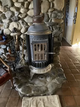 Question about Thelin Thompson Gnome  older wood stove