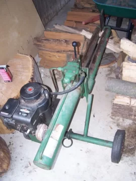 [Hearth.com] Bought an old log splitter for $200!