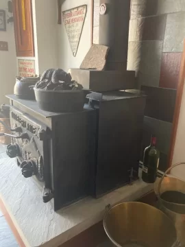 [Hearth.com] Will this insert come apart from the stove.(Newbie)