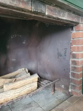 Fireplace -- how to remedy a rusted firebox liner