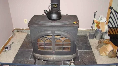 [Hearth.com] Circa 2000 Catalytic Jotul Firelight