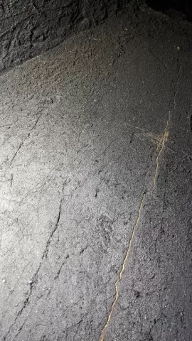 [Hearth.com] Liner crack advice?
