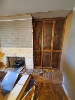 Photos! Rusted Majestic steel firebox removed - possibly wanting to put in a stove