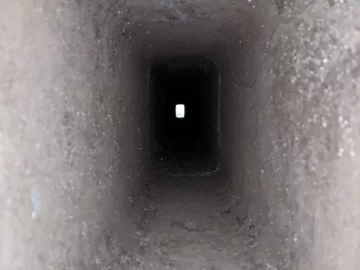 cracked flue .jpg cracked flue .jpg