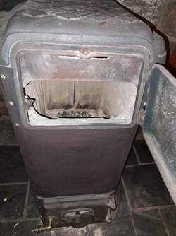 Help ID'ing this coal stove...