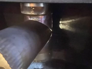 Cleaning chimney pipe