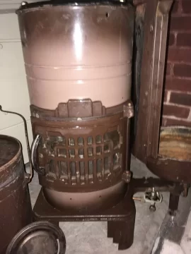 [Hearth.com] Non-wood vintage oil camp space heater!