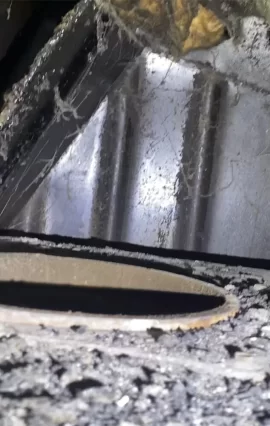 [Hearth.com] What in the Insert is going here, shouldn’t there be some kind of pipe thing connected?