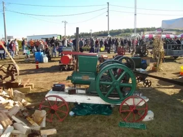 [Hearth.com] Deerfield Fair: Old Splitter/Saw