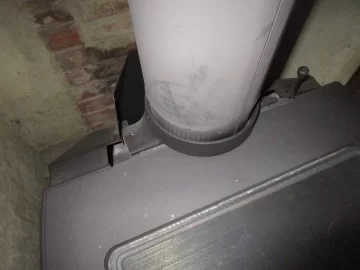 Gotta be a better way to connect flue collar to pipe...