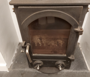 Can anyone please identify this UK stove ?