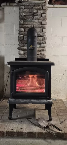 [Hearth.com] What Is In Your Stove Right Now?