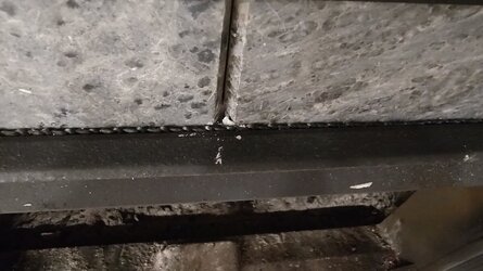Hearthstone Mansfield Possible door mounting gasket breakage/leak on brand new stove