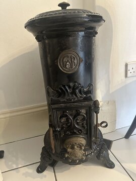 ? French wood burner/stove by ? FAR