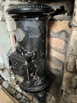 Advice on cleaning/restoration coal burner/stove
