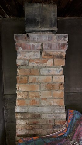 how safe is this sauna chimney pipe? would you fire up this sauna..