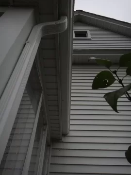 [Hearth.com] Draft and cleaning question: straight or horizontal venting