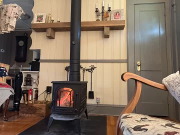 [Hearth.com] What Is In Your Stove Right Now?
