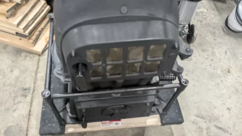 [Hearth.com] A little help identifing a coal caboose stove