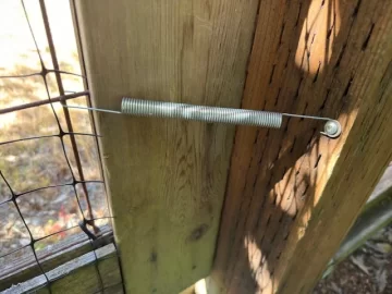[Hearth.com] Fence gate sag latching wood!