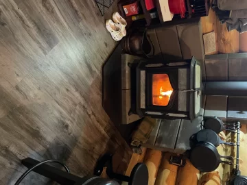 [Hearth.com] What Is In Your Stove Right Now?