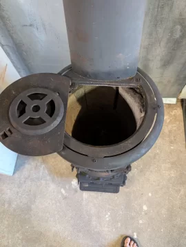 [Hearth.com] Grimsby stove and finance Ltd 4M stove. Unknown manufacture number and spacing requirements
