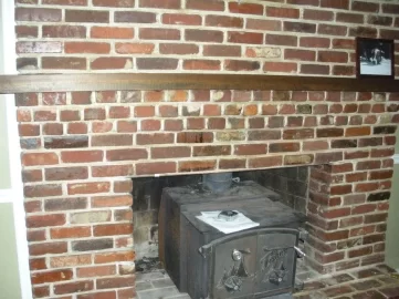 [Hearth.com] help mantel Clearance problem