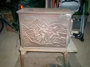 [Hearth.com] Can anybody ID this little wood stove