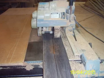 [Hearth.com] Old cedar fence pickets