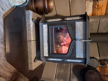 [Hearth.com] What Is In Your Stove Right Now?