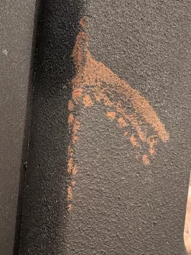 [Hearth.com] New Drolet HT-3000 what looks to be rust on outside door