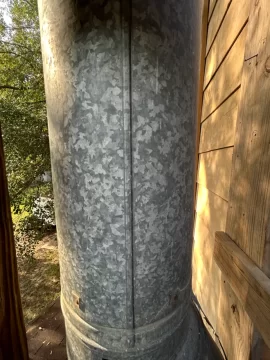 [Hearth.com] Help Identifying old chimney system/advice about how to deal with Frankenstein-ed  chimney extension.