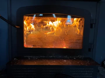 [Hearth.com] Is a wood burning fireplace insert right for me?