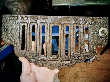 [Hearth.com] Help ID Godin(?) Antique Grate