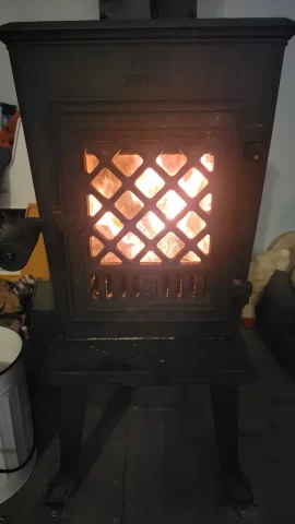 [Hearth.com] What Is In Your Stove Right Now?