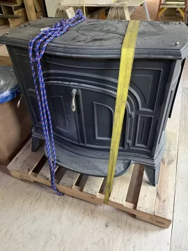 [Hearth.com] Need help with ID and manual for this stove. Thank you!