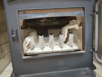 [Hearth.com] Is there a way for me to clean this chimney from inside?