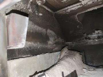 [Hearth.com] Is there a way for me to clean this chimney from inside?