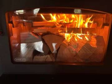 [Hearth.com] What Is In Your Stove Right Now?