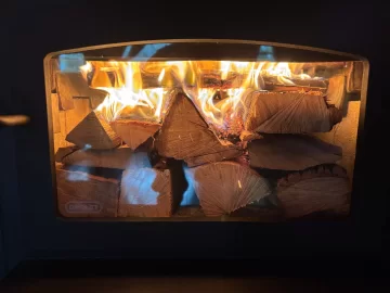 [Hearth.com] What Is In Your Stove Right Now?