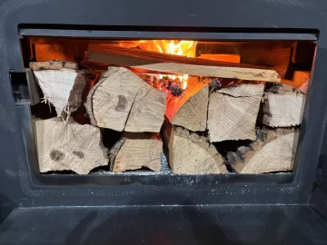 [Hearth.com] What Is In Your Stove Right Now?