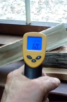 [Hearth.com] Moisture Content of Firewood? Good Information