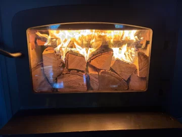 [Hearth.com] What Is In Your Stove Right Now?