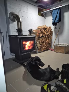 [Hearth.com] What Is In Your Stove Right Now?